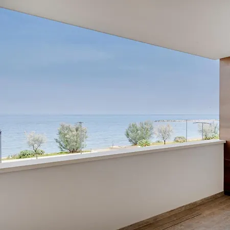 Guesthost - Seaside Appartamento *