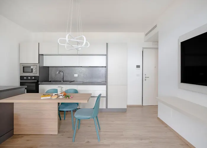 Guesthost - Seaside * Bari