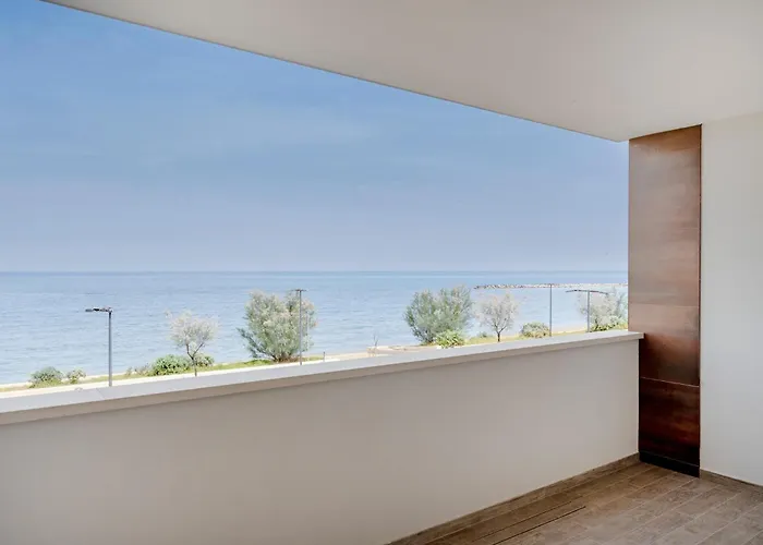 Guesthost - Seaside Apartamento *